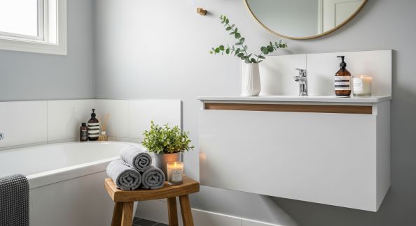 Transformer une Salle de Bain avec de Petits Détails Déco